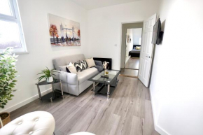 Ground Floor 2 Bedroom Apartment Southsea - Free Parking
